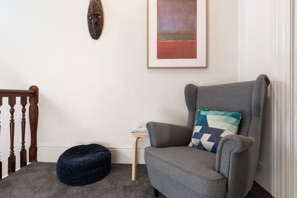 Generous Victorian Terrace In Cbd - Parking & Wifi Apartamento Launceston Exterior foto